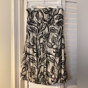 White House Black Market Silk Floral Pleated Sleeveless Midi Dress Size 8